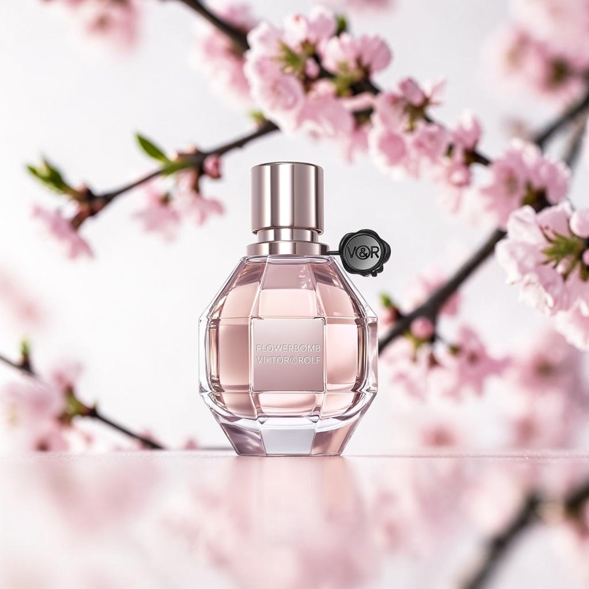 Viktor & Rolf Flowerbomb Eau De Parfum for Women - 100ml